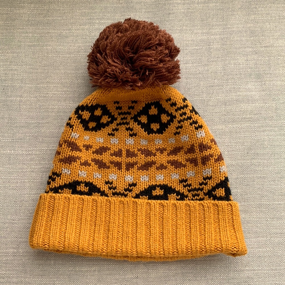 3/$20 NWOT Uniqlo x JW Anderson beanie